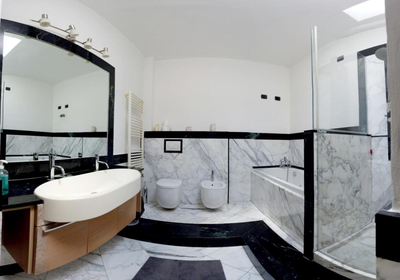 Stupenda Mansarda Centralissima, Finiture Di Lusso Carrara Exterior foto