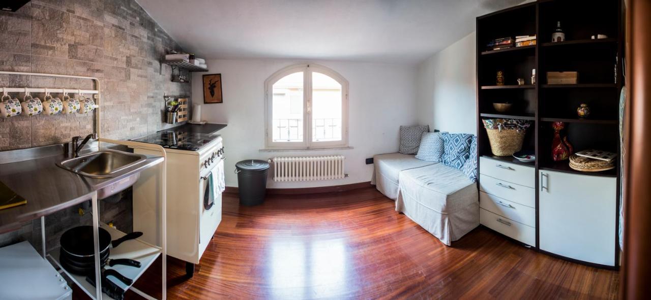Stupenda Mansarda Centralissima, Finiture Di Lusso Carrara Exterior foto